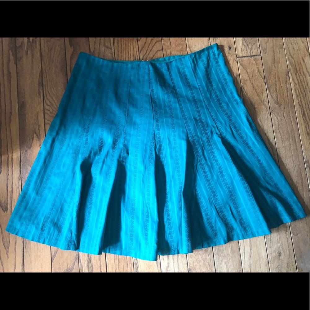 NY&Co. Teal Pleated Skirt